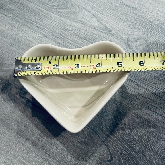 ❤️ Longaberger Heart shaped dish ❤️ - Picture 7 of 9